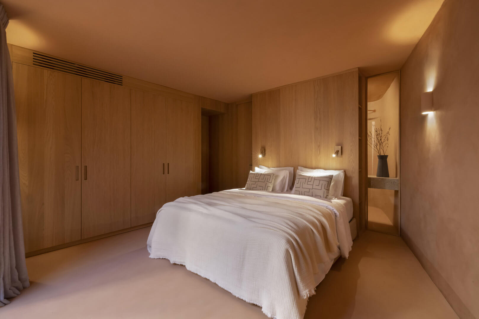 Guest suite