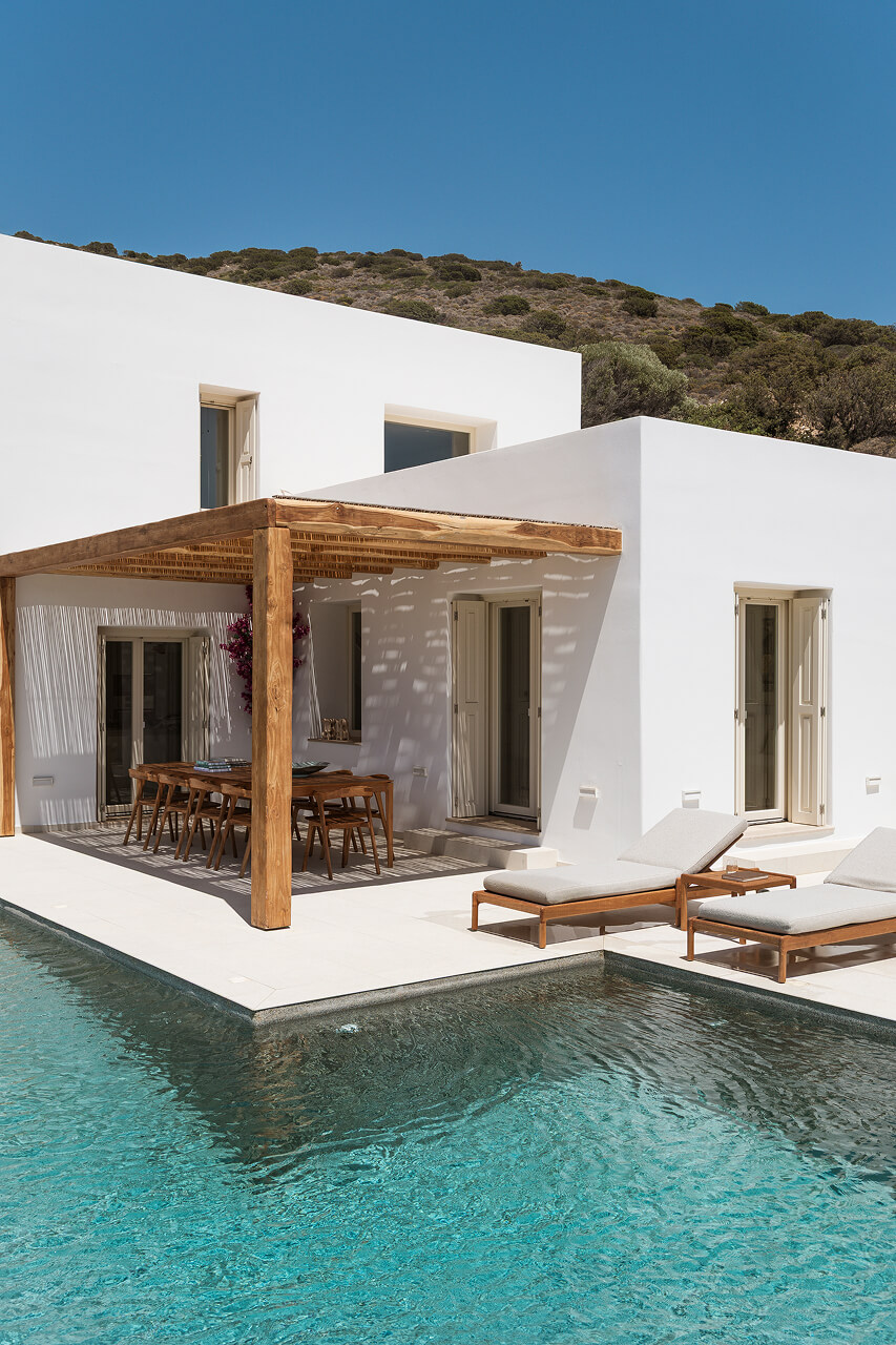 Exceptional houses, exceptional people